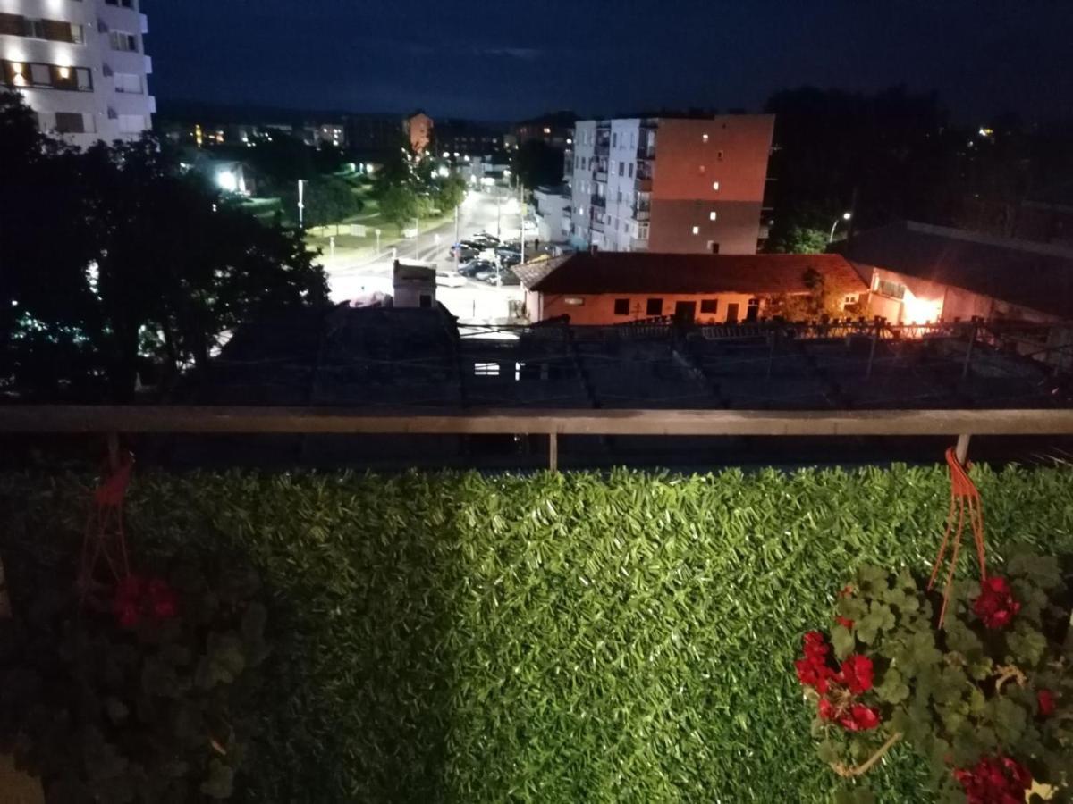 Emili Apartman Jagodina Buitenkant foto